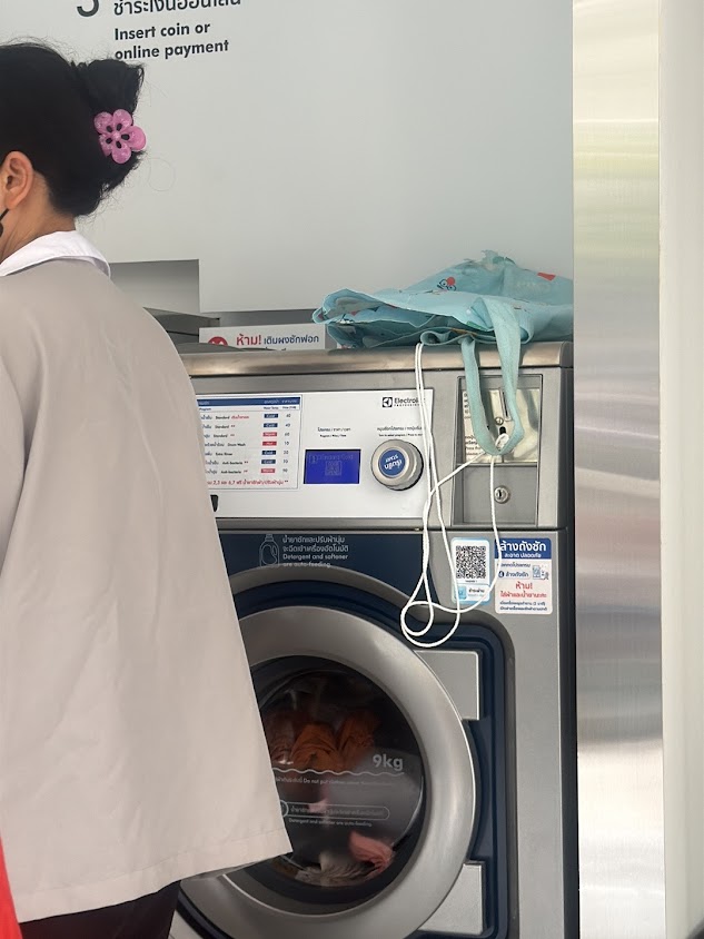 WASHENJOY ร้านสะดวกซัก สาขา Empire Place - 3
