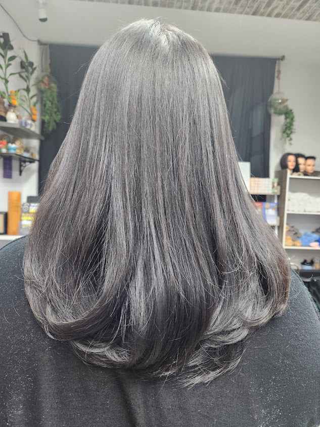 We Hair Salon By Earth สาขาระยอง สายล่าง