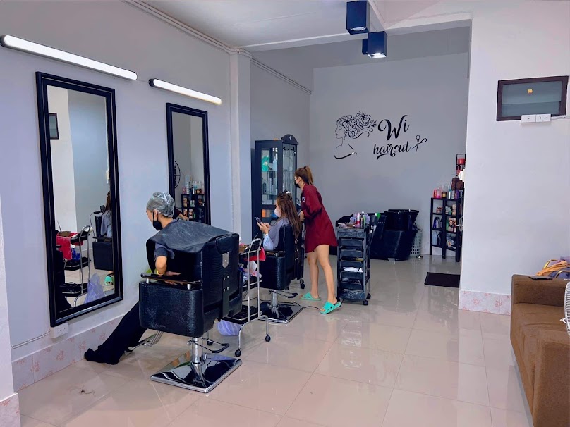 Wi Haircut & Nails - 2