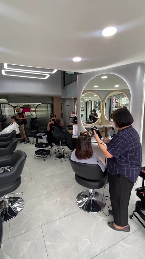 WIN HAIR SALON - 3