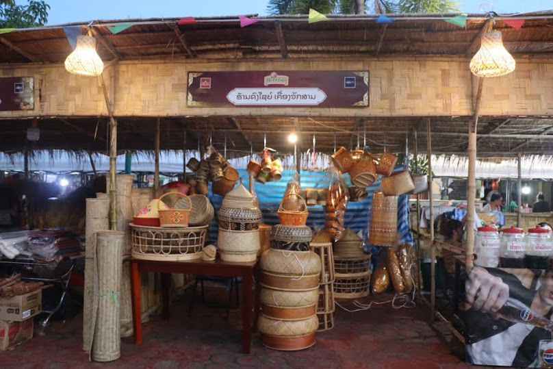 Win Win MotorBike For Rent Thakhek - 4