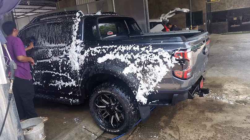 Wink Car Wash And Detailing ศูนย์บริการล้างรถเคลือบแก้วสุโขทัย - 3