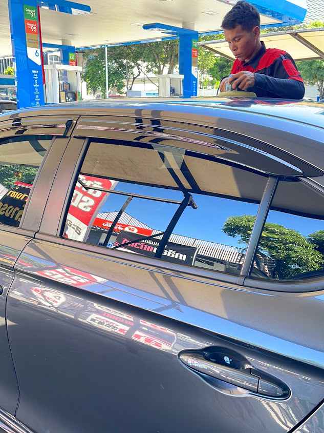 Wizard Auto care ล้างรถอัตโนมัติ ปตท. สนามเป้า - 2