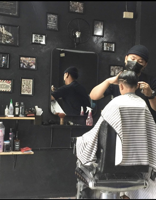 ZeroFive BarberShop ตัดผมชาย By.ช่างเบิด - 4
