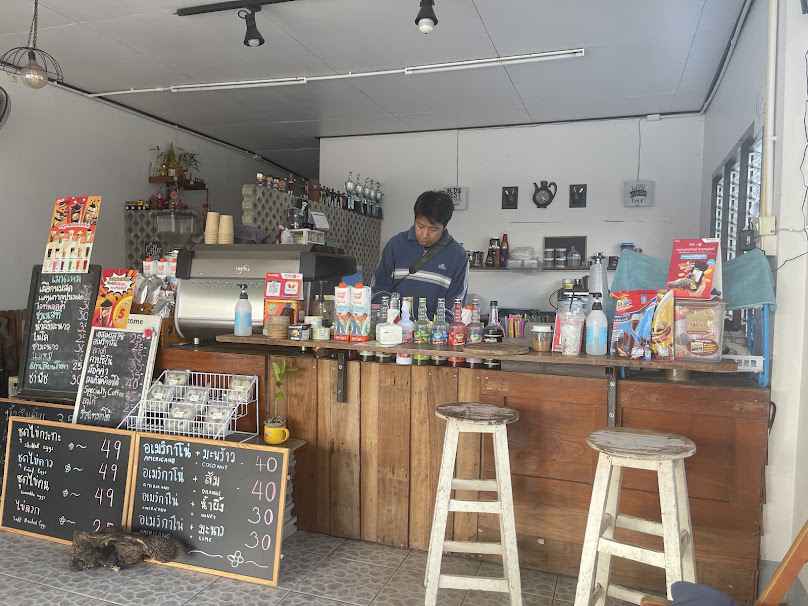 กาแฟสด ลอจะ สาขา 3 ( 3rd lawcavg cafe ) Chiang Rai
