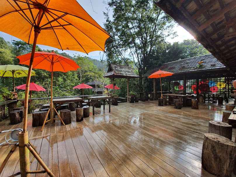 บ้านฮิมห้วย ลุงปุ๊ด & ป้าเป็ง Chiang Mai