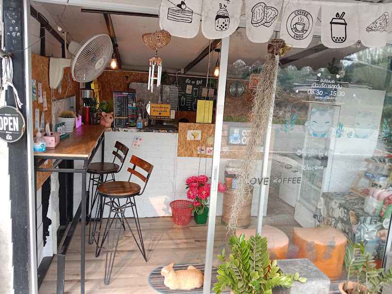 ปัง กะ แฟ (folkford cafe) Chiang Mai
