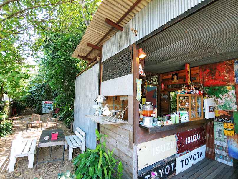 Fang-Fang Cafe Chiang Mai - 1