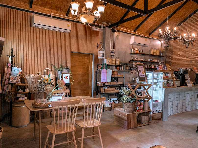 ม่ะเก่า Coffee & Retro - 1
