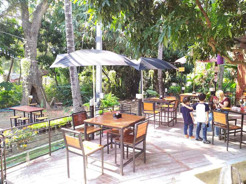ร้านกาแฟ T’s Cafe Lamphun