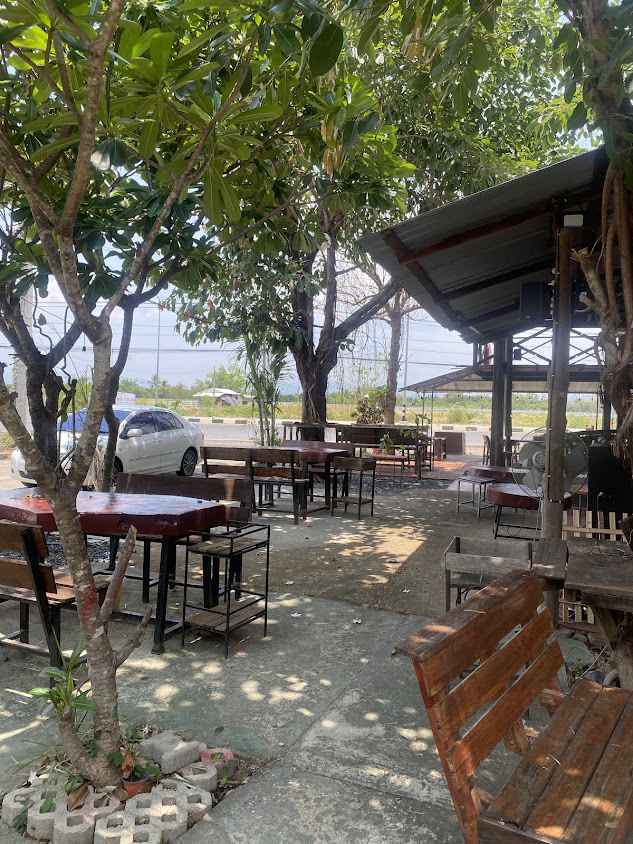 สระลานลม coffee Chiang Mai