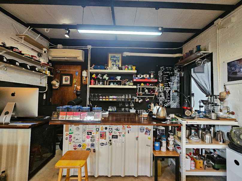 Sahai Sai Bot Back to Basic Coffee Chiang Mai - 1