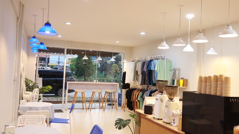 ออลฟอลยู คาเฟ่ & ทีเชิ้ต (ร้านกาแฟ เสื้อยืด เสื้อสกรีนเชียงราย)