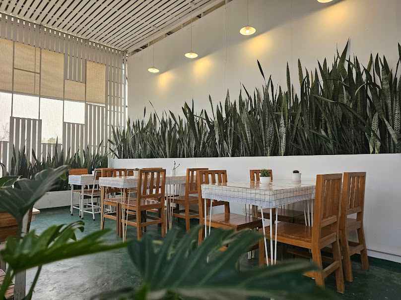 ฮักโฮม คาเฟ่ - Hug Home Cafe' Chiang Mai