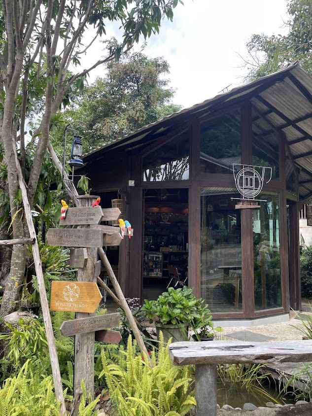 Farm Cafe Chiang Mai - 1