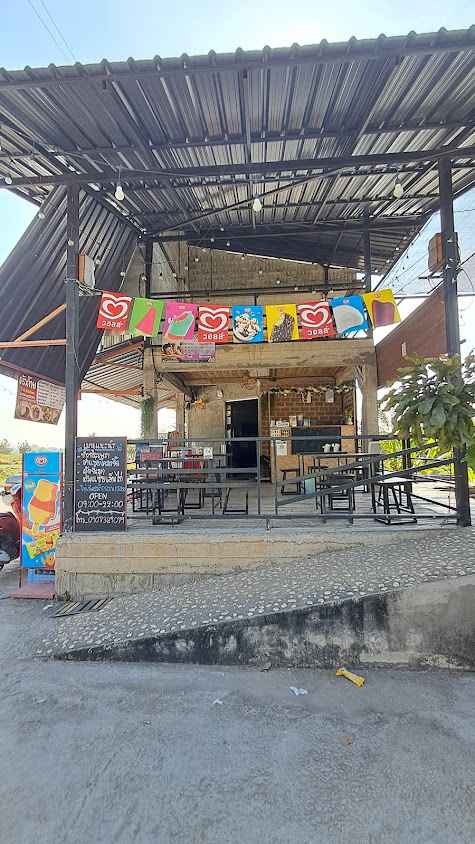 Mae Wang Cafe And Car Care