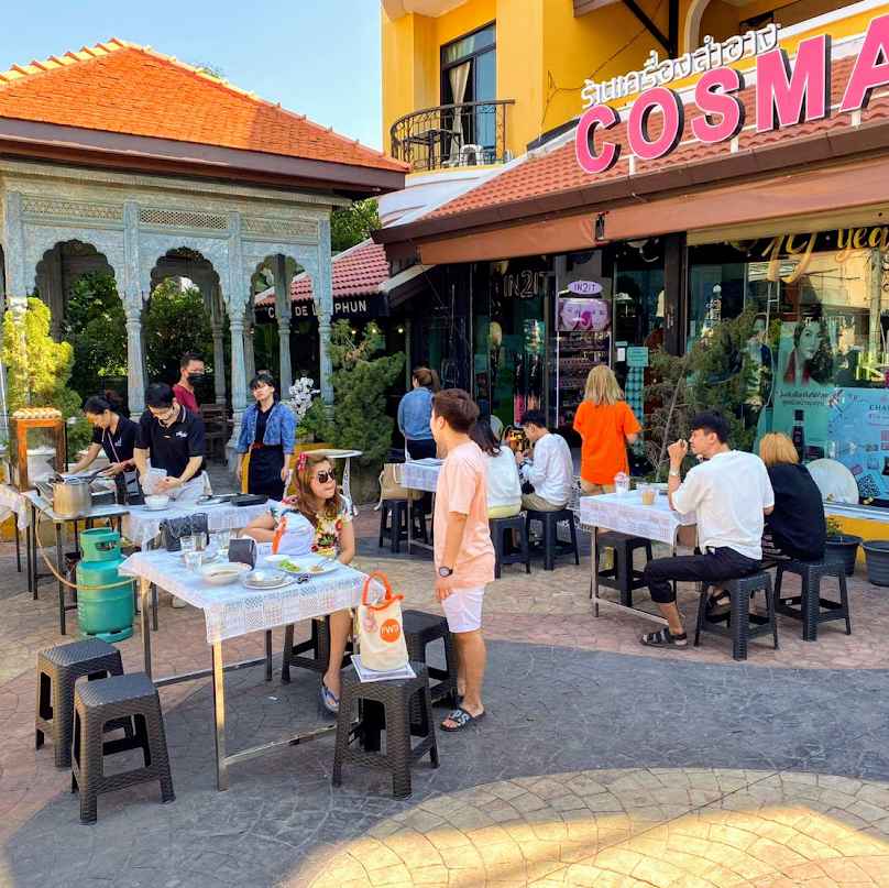 Cafe' De Lamphun