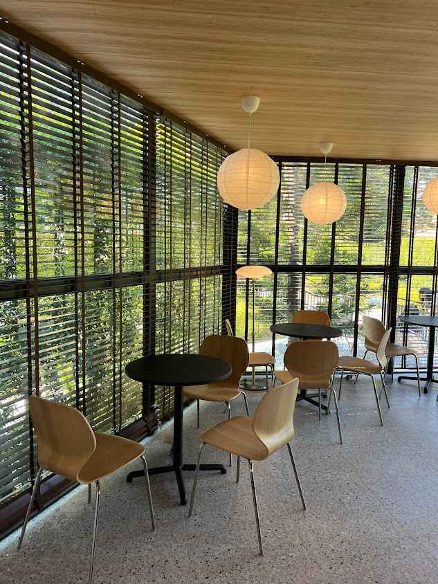 Cafe & Friends Lamphun - 1