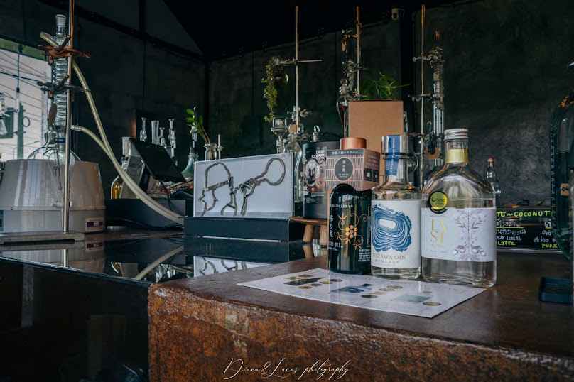 Chiang Mai Glass Blowing - Glass Store & Coffee Bar