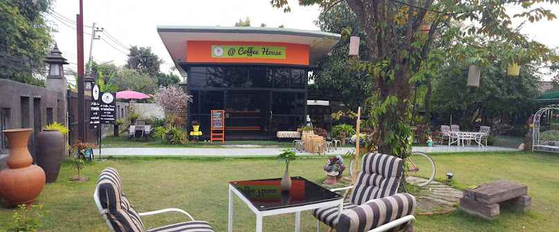 Coffee House Sanphanat Chiang Mai