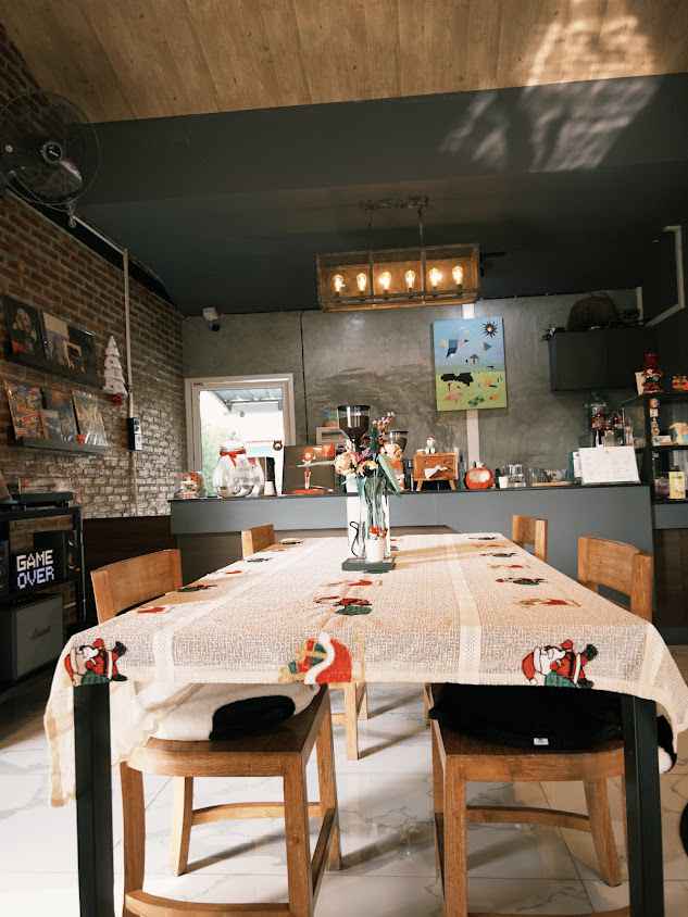 Come Over Café Chiang Mai