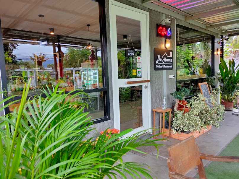 De'Home Coffee & Restaurant Chiang Mai