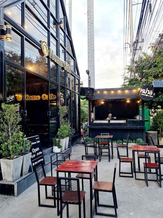 HOME COFFEE & DRINK Chiang Mai