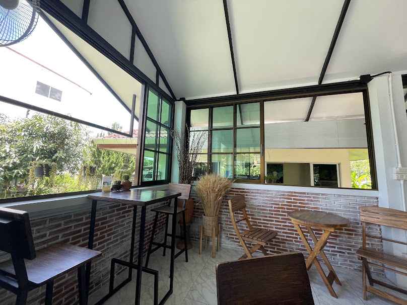 Hideout Coffee & Waffles Chiang Mai