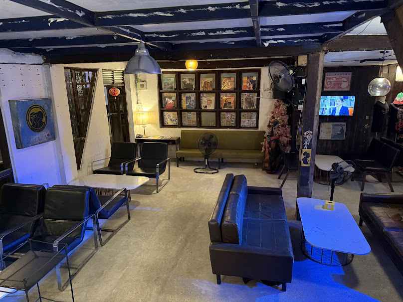 Hippie coffee bar Chiang Mai