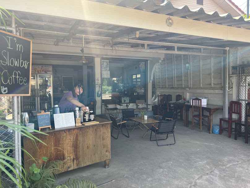 I'm Slow Bar Chiang Mai