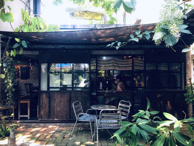 Junjun Shop Cafe' Chiang Mai
