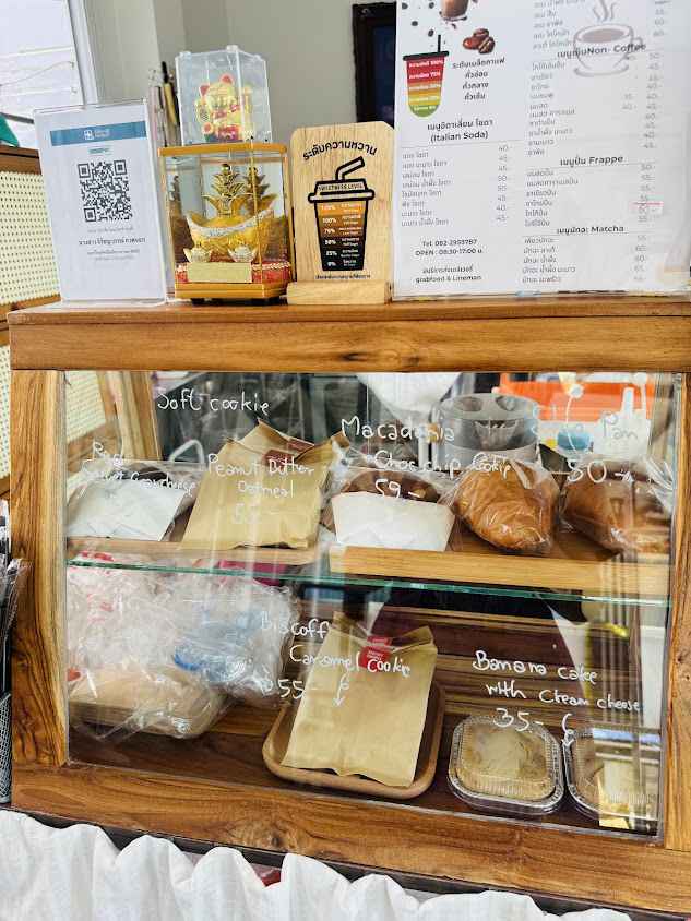 No.9 Bake & Coffee (นัมเบอร์ 9 กาแฟ เบเกอรี่) Chiang Mai