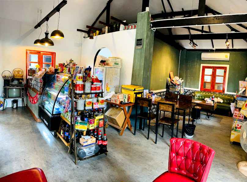 Pizza, Steak, Coffee Cafe Chiang Mai