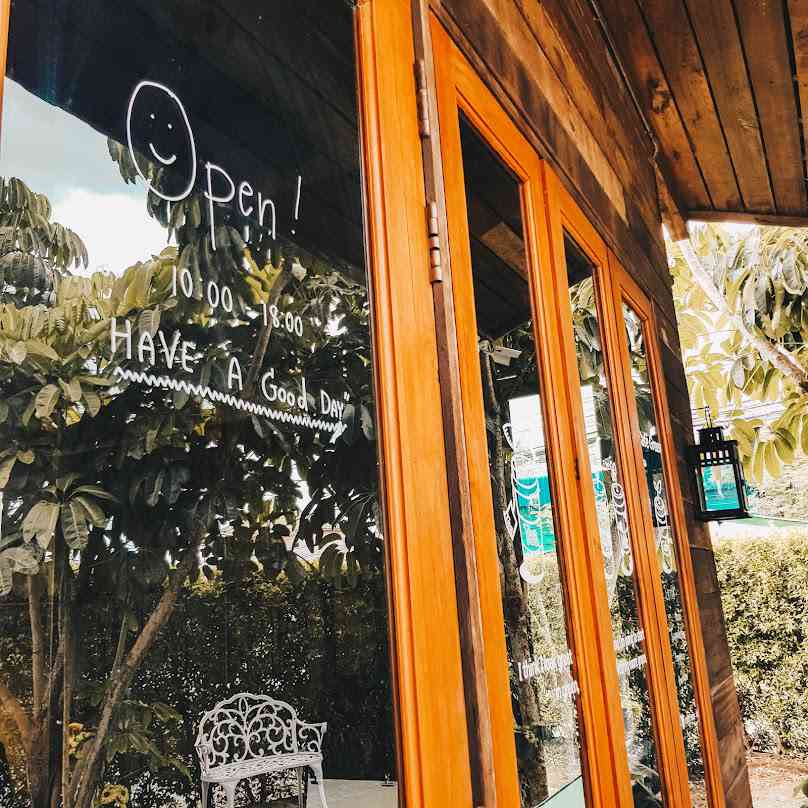 Sunflower cafe and camp Chiang Rai