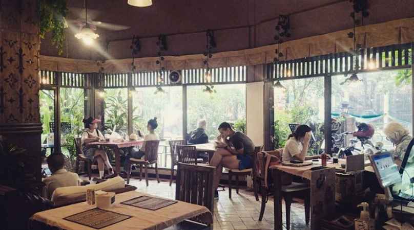 Thaan Aoan Breakfast, Brunch and Thai food Chiang Mai