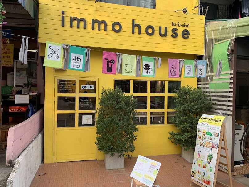immo house ร้านสีเหลือง อิมโม่เฮ้าส์ Chiang Rai